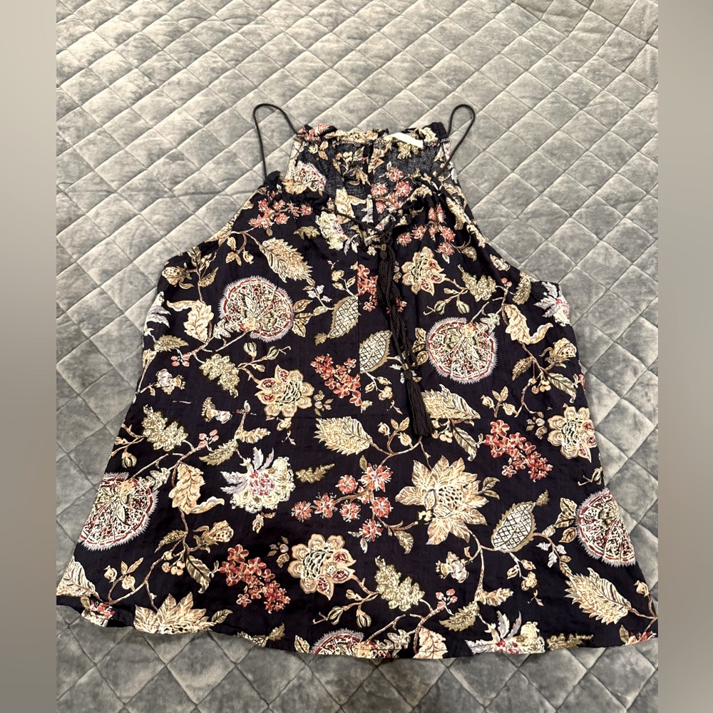 Wild Jasmine Halter tank - size medium